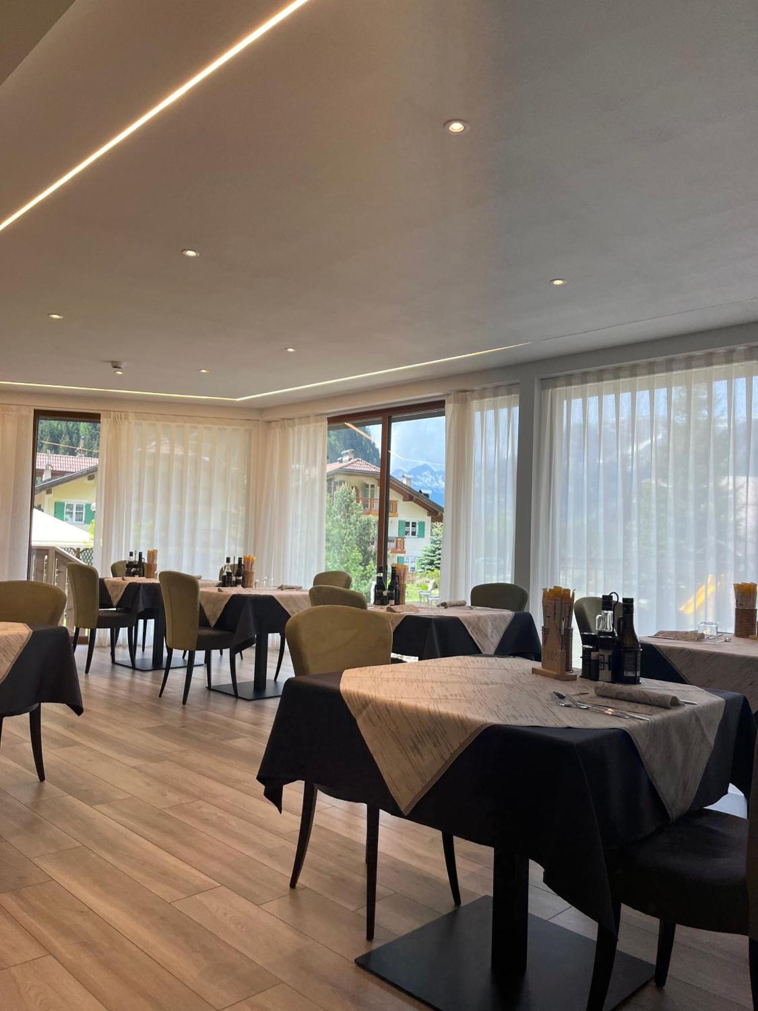 קאנזיי Dolomiten Hotel Irma מראה חיצוני תמונה