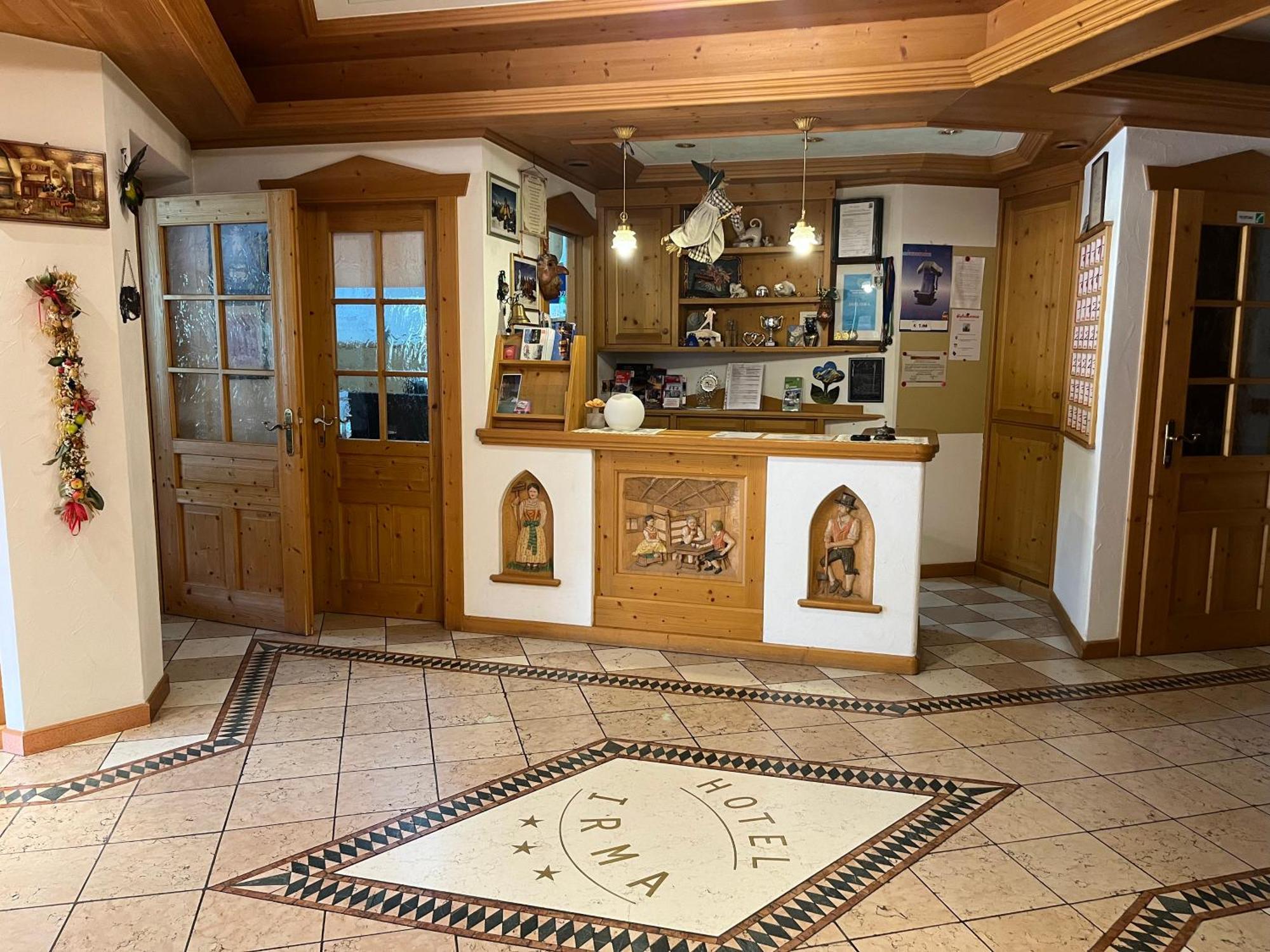 קאנזיי Dolomiten Hotel Irma מראה חיצוני תמונה