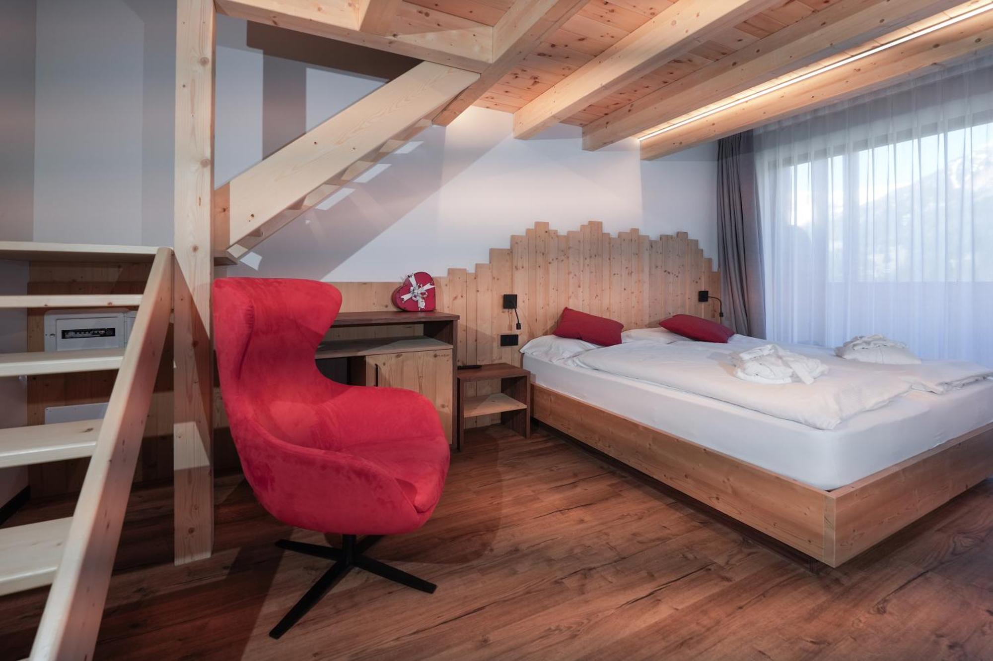 קאנזיי Dolomiten Hotel Irma מראה חיצוני תמונה